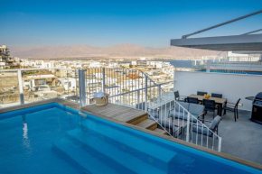 פנטהאוז נוף הרים וים, המקום לחופשה מושלמת!! mountain and sea view penthouse for your next perfect vacation!!